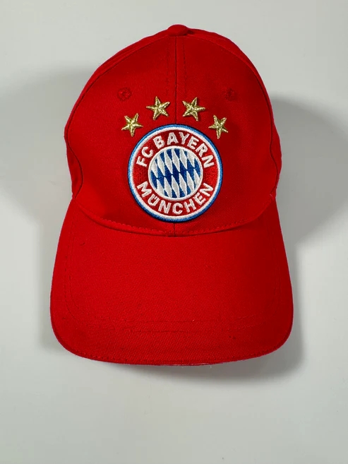 Bayern München szurkolói sapka demo